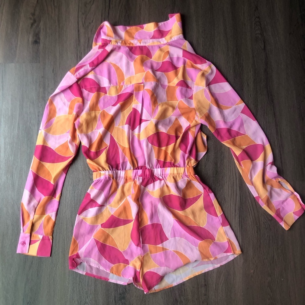 Lovers + Friends Feelin Groovy Romper Size S Pink Sheer Resort Vacation Tropical - Picture 6 of 11